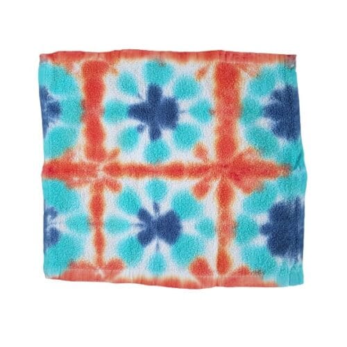 TD00249-spuugdoekje-koraal-mint-blauw.jpg Tie Dye Monddoekje shibori koraal blauw mint